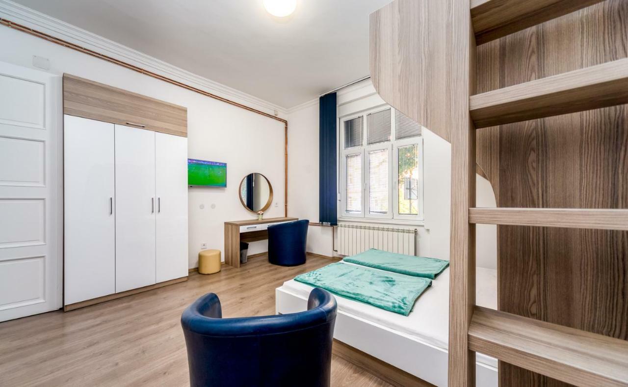 Ikar Apartments Belgrade Extérieur photo